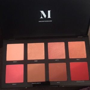 Morphe cool pro 8C blush pallet